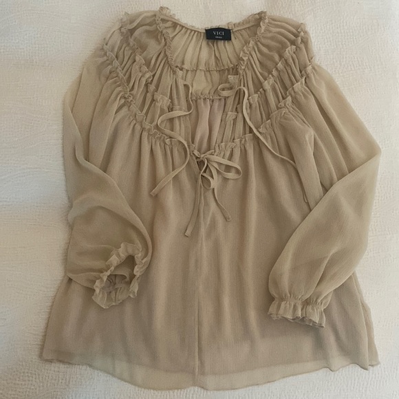 Vici flowy top - Picture 2 of 9